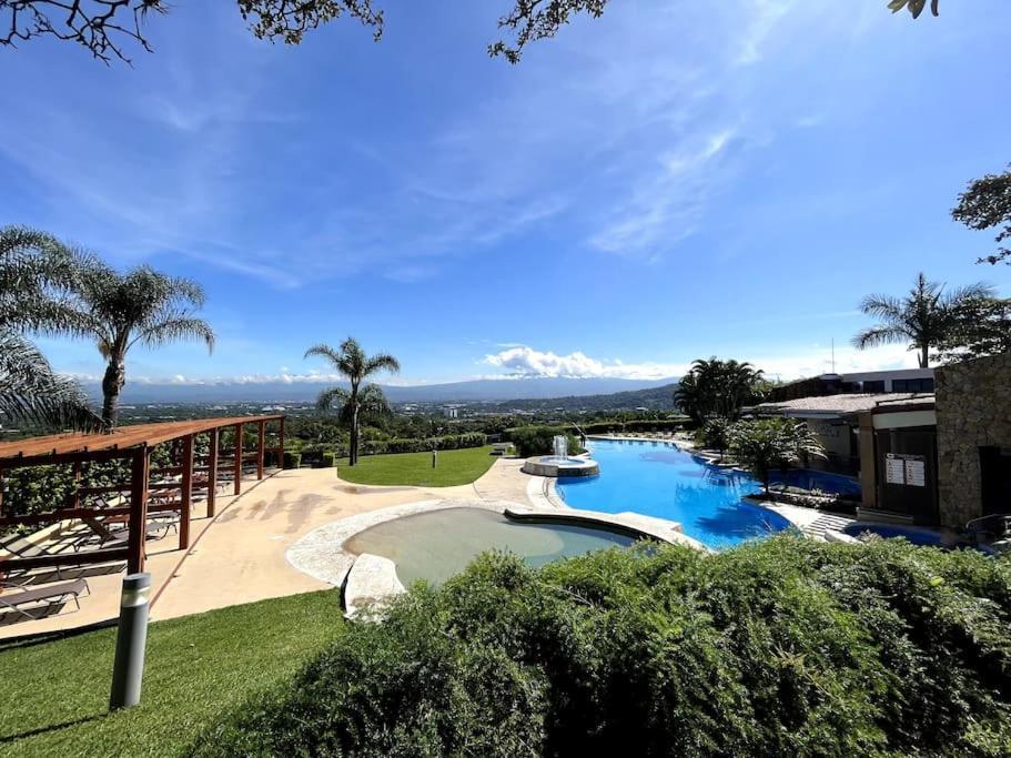Cr Mariposa Rentals Comfortable Penthouse, Ac, Pool, Gym, Tennis Santa Ana  Exteriör bild